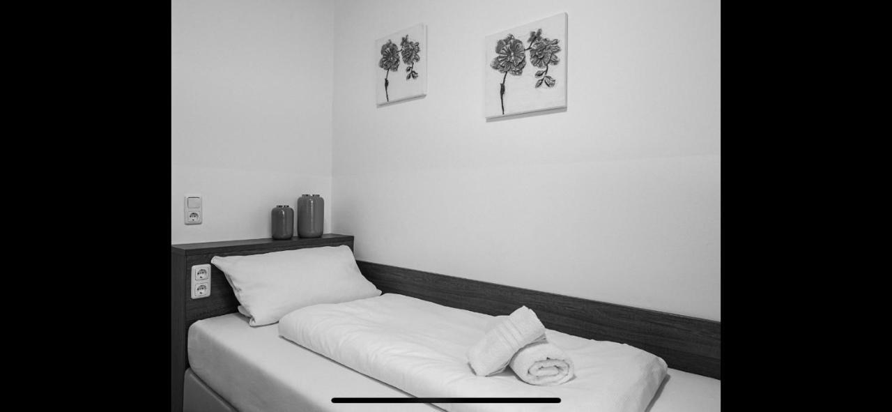 Hotel Restaurant Jaegerhof ケルペン エクステリア 写真